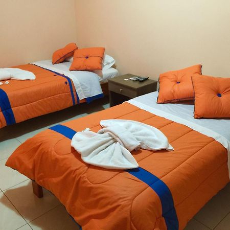Hostal Tongo Reef Puerto Baquerizo Moreno Szoba fotó