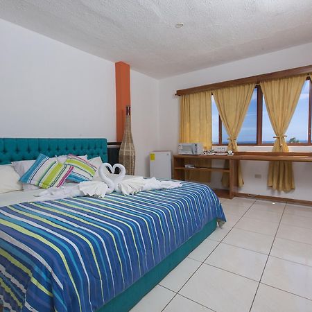 Hostal Tongo Reef Puerto Baquerizo Moreno Kültér fotó
