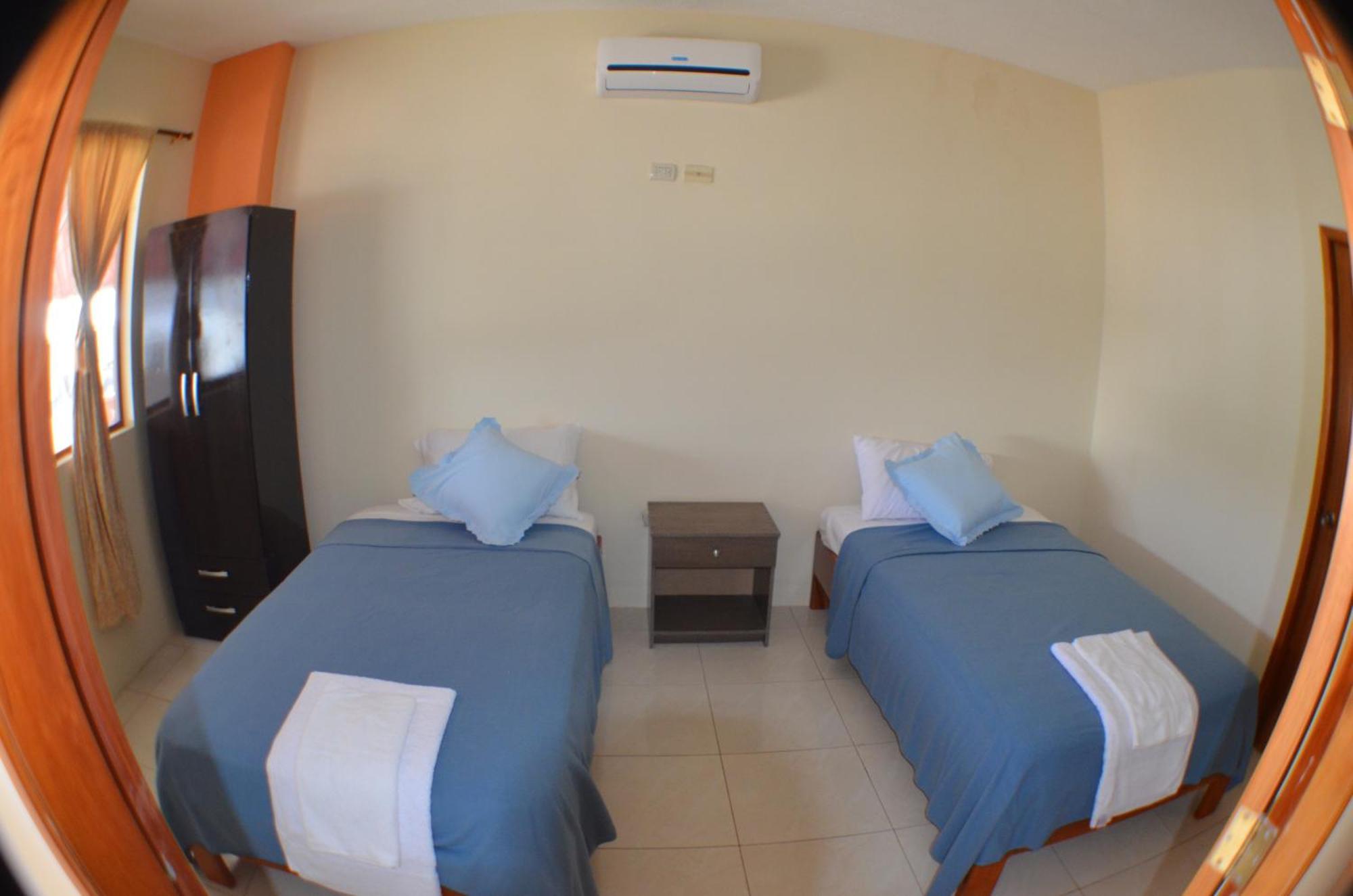 Hostal Tongo Reef Puerto Baquerizo Moreno Szoba fotó