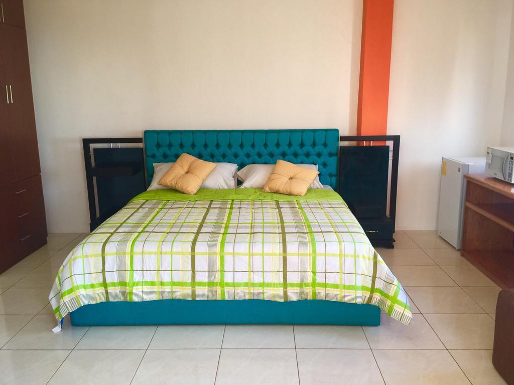 Hostal Tongo Reef Puerto Baquerizo Moreno Szoba fotó
