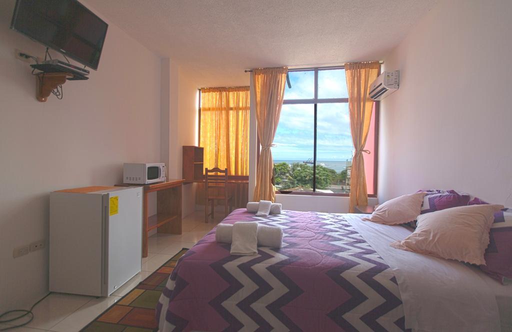 Hostal Tongo Reef Puerto Baquerizo Moreno Kültér fotó