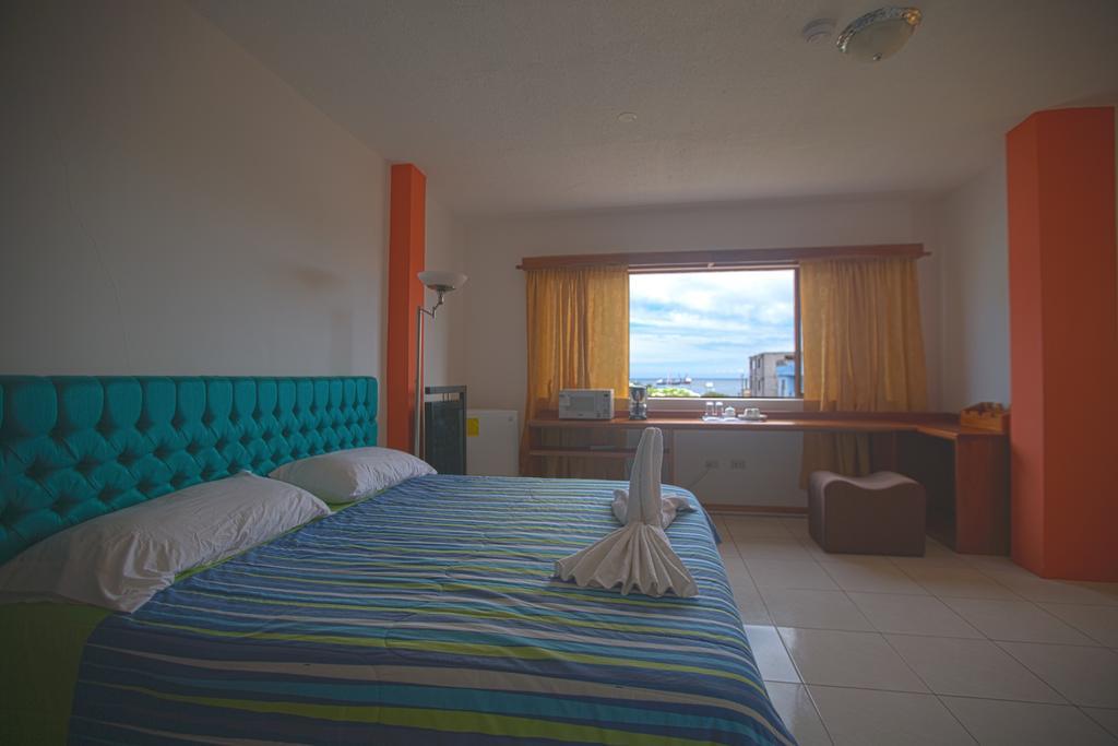 Hostal Tongo Reef Puerto Baquerizo Moreno Kültér fotó